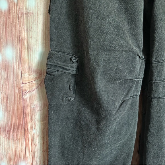 Micas Black Multi Pocket Rolled Hem Wide Leg Cargo Jeans Size Small 2-4 - Picture 12 of 15